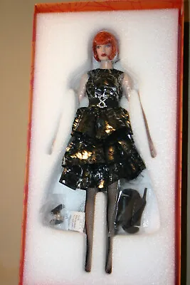 Robert Tonner Olivia Chase Moire Mixed Media Doll 16  Sideshow 700175 New • $229