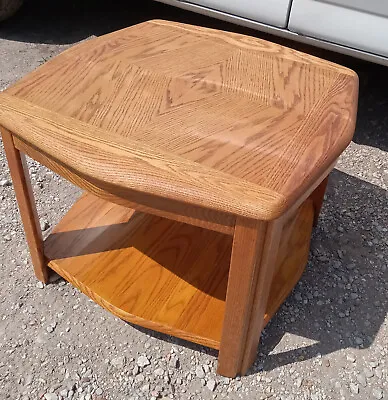 Mid Century Mersman Oak Veneer End Table  (RP) (ET490) • $349