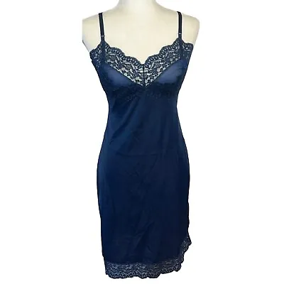 Vintage 1960s Blue Hollywood Vassarette By Munsingwear Lace Nylon Slip Sz 32A • $32.89