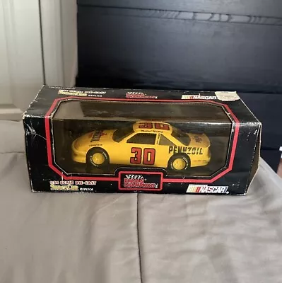 Michael Waltrip Nascar 1991 Racing Champions Pennzoil 1:24 Diecast Yellow • $0.99