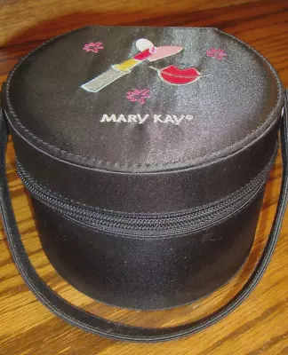 Mary Kay Round Black Makeup Lipstick Bag Small Tote W/Detachable Handle      695 • $13.49