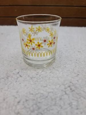 McDonald's Restaurant Daisy Drinking Glass Floral Spring Cup • $2.99