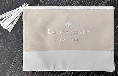 Kate Spade Clutch • $30