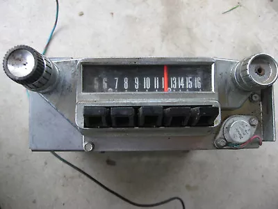 Vintage 1963 OEM Ford Fomoco AM Radio 4TDB 268260 Parts • $10