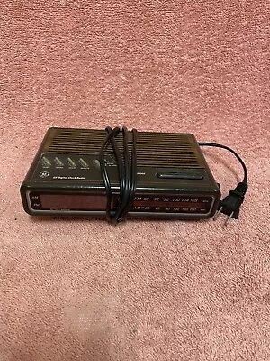 Vintage Digital Alarm Clock Radio General GE Model 7-4612B Woodgrain AM FM WORKS • $10