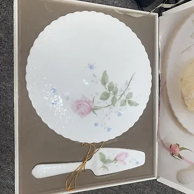 New In Box Mikasa Bone China Cake Plate Remembrance And Cake Server Floral • $19.88