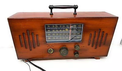 Vintage Retro Solid State AM/FM/Shortwave AC Table Radio W/ Nice Wood Veneer • $129.95