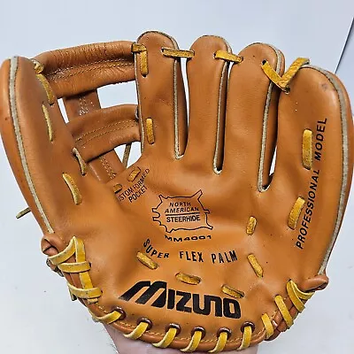 Mizuno MM4001 RHT Right Hand Throw Kids Professional Model 9  Baseball Glove • $15.95