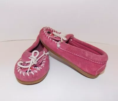 Minnetonka Moccasin Suede Leather Beaded Thunderbird Design Youth Girls Size 9 • $11.66