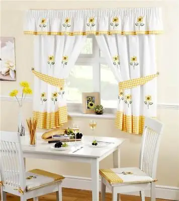 £39.95 • Buy Gingham Sunflowers Kitchen Curtains / Pelmet / Seat Pad Yellow White