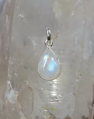 $24.95 • Buy 478 Rainbow Moonstone Solid 925 Sterling Silver Pear Gemstone Pendant Rrp$44