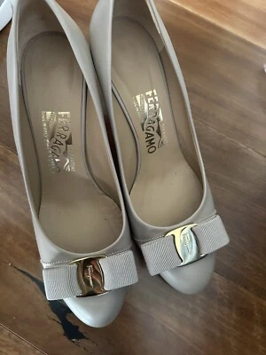 Salvatore Ferragamo 6D • $250