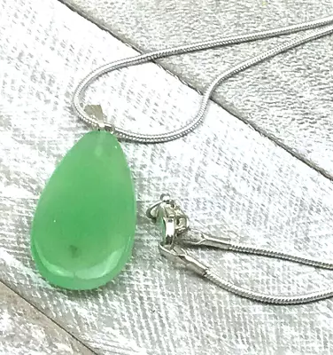 Vintage Style Necklace NWOT Jadeite Gemstone Teardrop Pendant Silver NO OFFERS • $5