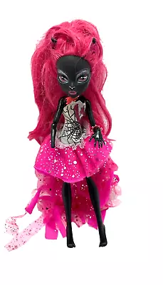 Monster High Catty Noir Doll 13 Wishes 11   Replacement Missing Hand/tail READ • $19.99