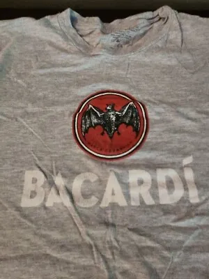 Bacardi 2015 Bat Logo Light Gray Short Sleeve T-Shirt Women's Size Large  • £10.45
