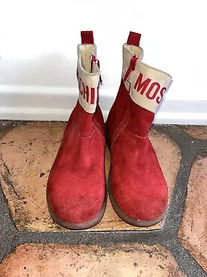 Moschino Italy Girls Suede Leather Red Heart Boots Size 29 • $55.55