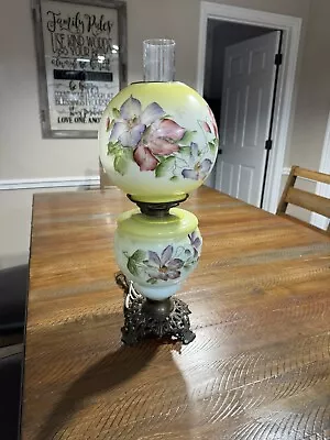 Vtg GONE WITH THE WIND  PAINTED  FLORAL HURRICANE LAMP ! • $100