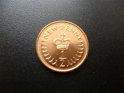 1971 Half New Penny Coin Uncirculated Condition First Issue Of Decimal Halfpenny • £1