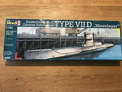 Revell 05009 1/144 Type VII D  Minenleger  U-boat Model Kit • £20
