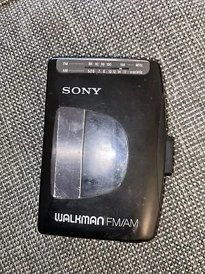 $17.50 • Buy Sony Walkman WM-FX10 Cassette Player **READ DESCRIPTION**