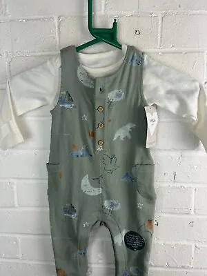 BNWT M&S Baby White T-shirt & Sage Green Overalls Set Clothing  3-6 Months #LH • £5.14