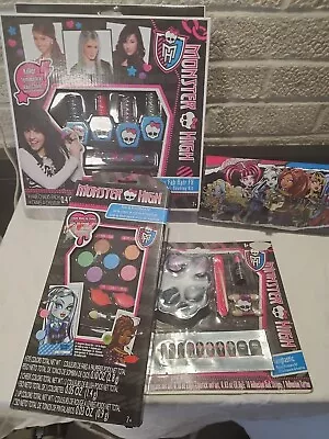 Set Of Monster High Doll Ghouls Night Out Beauty Set New NIB Makeup • $20.99