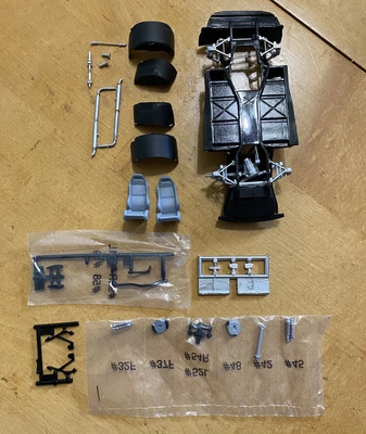$5 • Buy AMT Dodge Viper RT10 Chassis Parts