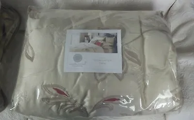 Martha Stewart Dreamtime Luxury Comforter Twin Cover New • $59.95