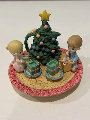 1998 PRECIOUS MOMENTS Boy Girl Christmas Tree Mini Tea 384607L Enesco Tea Set  • $16.99