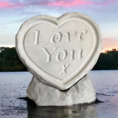 Love You Expressive Heart Stone Weather Resistant Stone Ornamental Decoration • £10.99