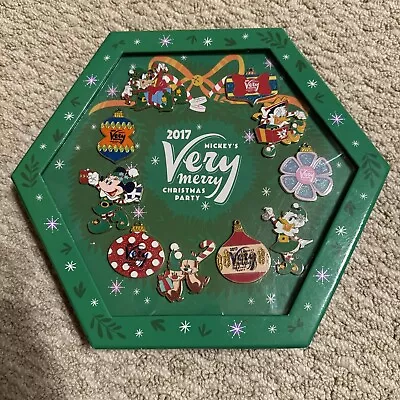 Disney Mickey's Very Merry Christmas Party 2017 Pin Box Set Le 1300  • $55