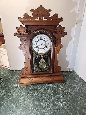 Antique New Haven Clock Company Mantel Clock With Key And Unusual Pendulum  • $90