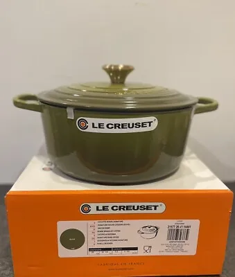 Le Creuset Signature Cast Iron Round Casserole 26cm Olive With Gold Knob  (NEW) • £345
