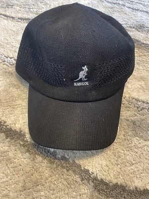 $19 • Buy Kangol Tropic VentAir Spacecap Black Large Flexfit Hat Large