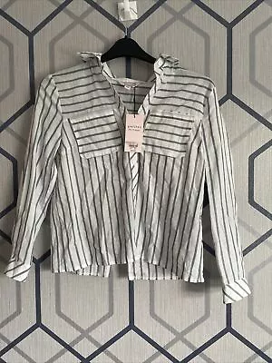 Petites Miss Selfridge Women’s Button Up Blouse BNWT Size 8 White Grey Stripes • $12.32