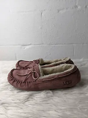 Ugg Australia Dakota Slippers Pink Slip On House Shoes Sheepskin Sz 10 • $24.70
