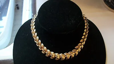 Amazing Vintage 60's Gold Tone Leaf Trifari Choker Necklace • $49