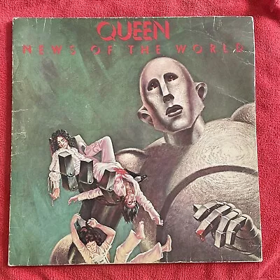 Queen - News Of The World Vinyl - 1977 UK EMA 784 - VG+/VG/VG • £10