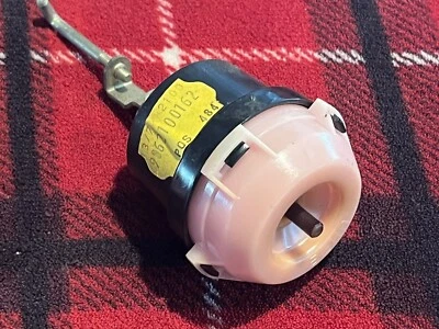 $50 • Buy Mercedes-Benz R107 SL HVAC Vacuum Actuator