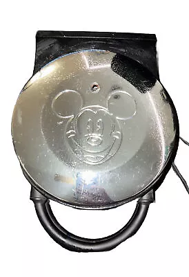 Disney Mickey's Single Waffler VillaWare Mickey Mouse Waffle Maker Model 5555-01 • $39