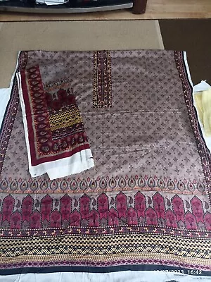 Asian Pakistani Unstitched Lawn Suite • £8.99