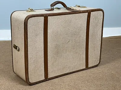 T. Anthony LTD Vintage Hard Sided Suitcase Trunk Clean Interior 29.5  • $150
