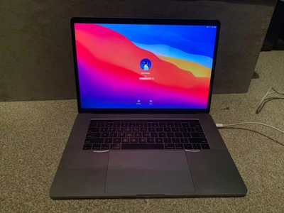 £230 • Buy Apple MacBook Pro Touchbar I7 2018 4.1GHz 512GB 16GB Radeon - READ DESCRIPTION