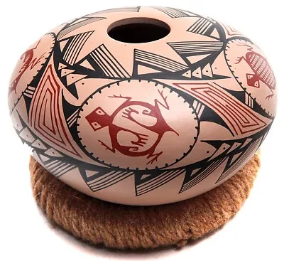 Mata Ortiz Pottery Rosa Mora Small Turtle Geometric Design 3  Tall Seed Pot • $45