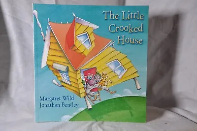 Pre-Owned The Little Crooked House Margaret Wild Paperback 2005 • $17