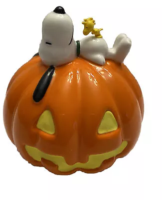 PEANUTS Snoopys Pumpkin Department 56 Ceramic Decor Woodstock Snoopy On Pumpkin • $32