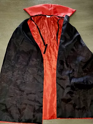 Boys Men Black Red HALLOWEEN CAPE DRACULA 30 INCH Collar ONE SIZE FITS MOST • $5.56