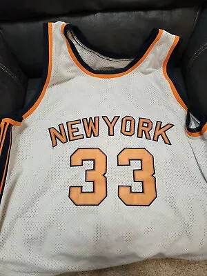 NY Knicks Patrick Ewing Jersey Size 58 • $24.99