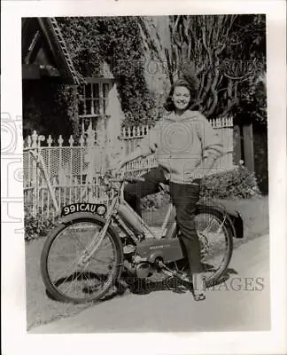 1959 Press Photo Janette Scott Rides Her Moped Bicycle Outside Her Cottage • £17.09