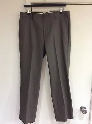 Gents  LEVI DOCKER CHINOS Trousers W38 L32 Olive Green • £14